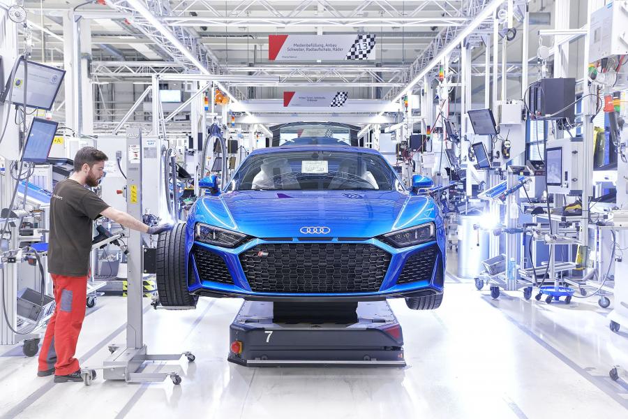 Детали создания Audi R8 V10 Performance 2019 года  (WW) (фото 15 из 43)